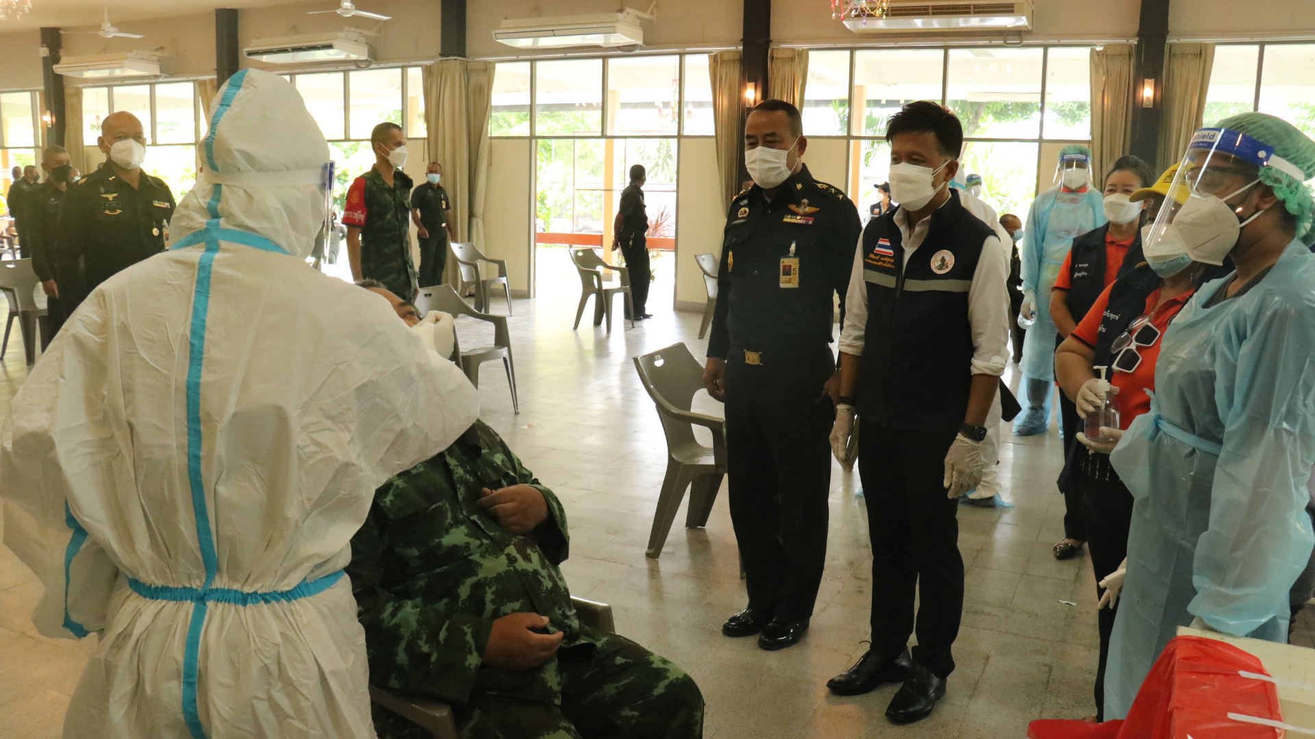 ทต.โพธิ์กลาง โคราช  ตรวจหาเชื้อเชิงรุกทหารค่ายสุรธรรมพิทักษ์ ตัดวงจรคลัสเตอร์
