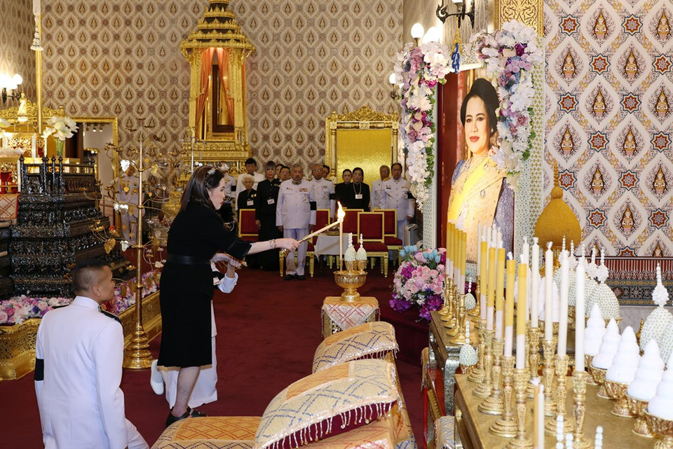 “เจ้าฟ้าจุฬาภรณวลัยลักษณ์” เสด็จในพระราชพิธีธรรม สวดพระอภิธรรมพระบรมศพ “สมเด็จพระพันปีหลวง”