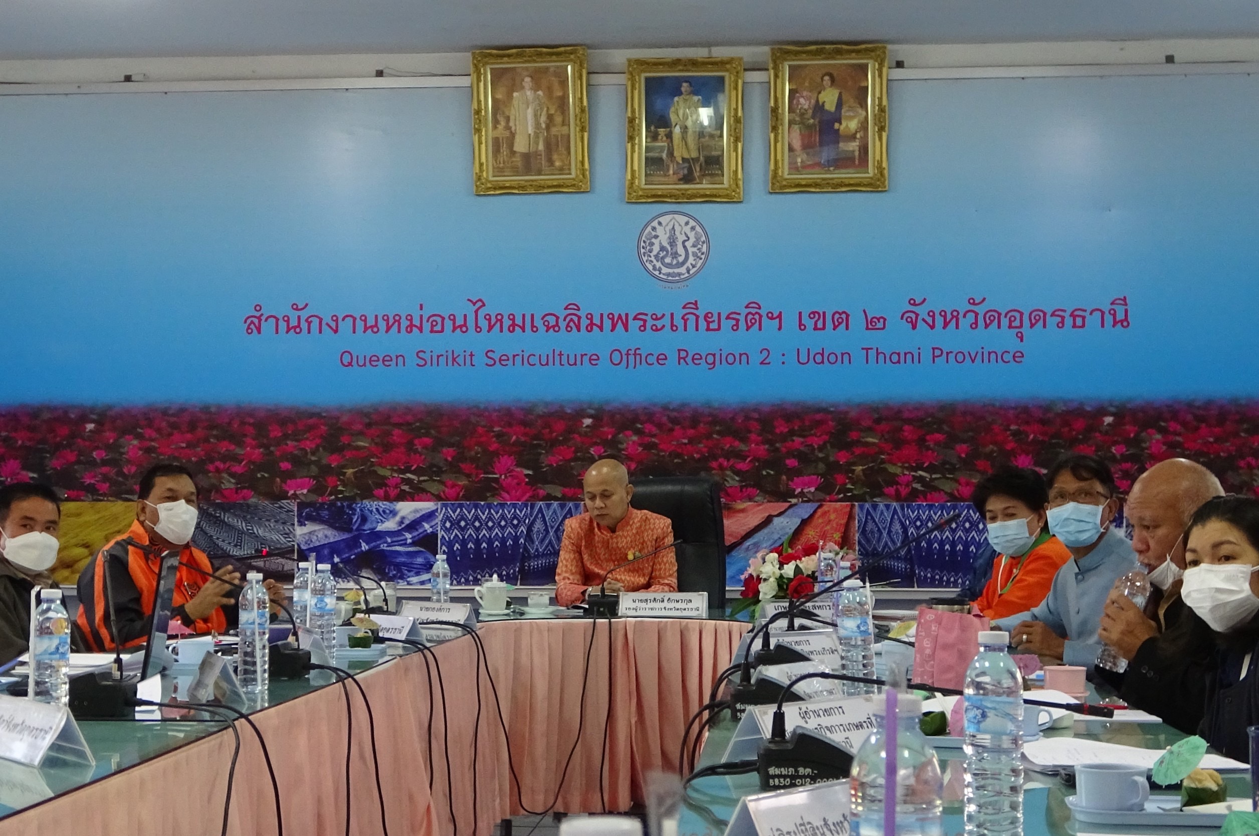 นายกอบจ.อุดรธานี ร่วมประชุมส่งเสริมปลูกหม่อนเลี้ยงไหม พร้อมผลักดันให้เป็นเมืองผ้าไหมควบคู่ผ้าหมี่ขิด