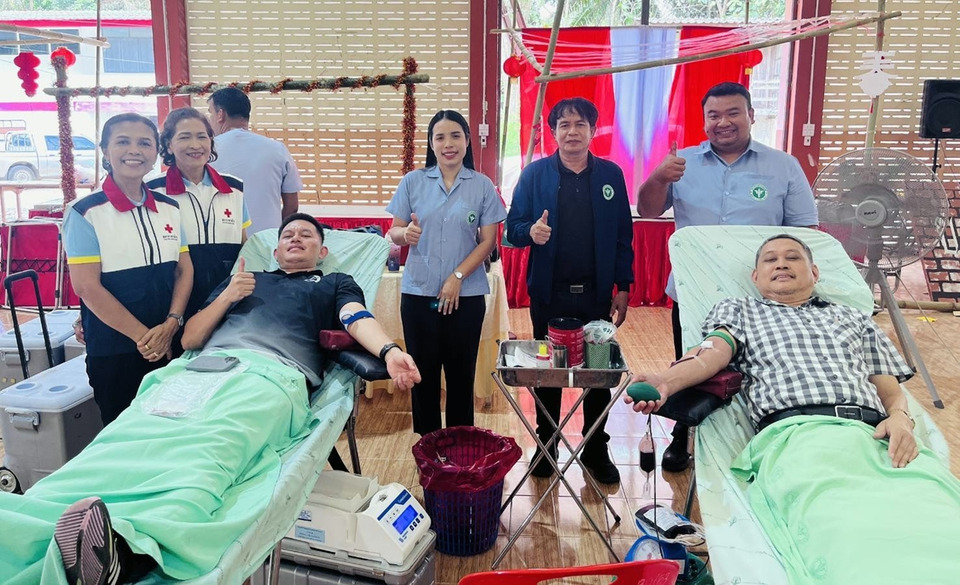 เหล่ากาชาดสุราษฎร์ฯ จัดรับบริจาคโลหิตบ้านนาเดิม ได้ 61 ยูนิต หนุนช่วยชีวิต