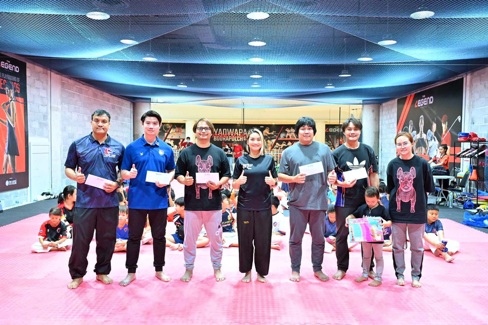 "วิว-เยาวภา"เปิดแคมป์เทควันโดที่บลูพอร์ตสร้างทักษะเยาวชนสู่ทีมชาติ