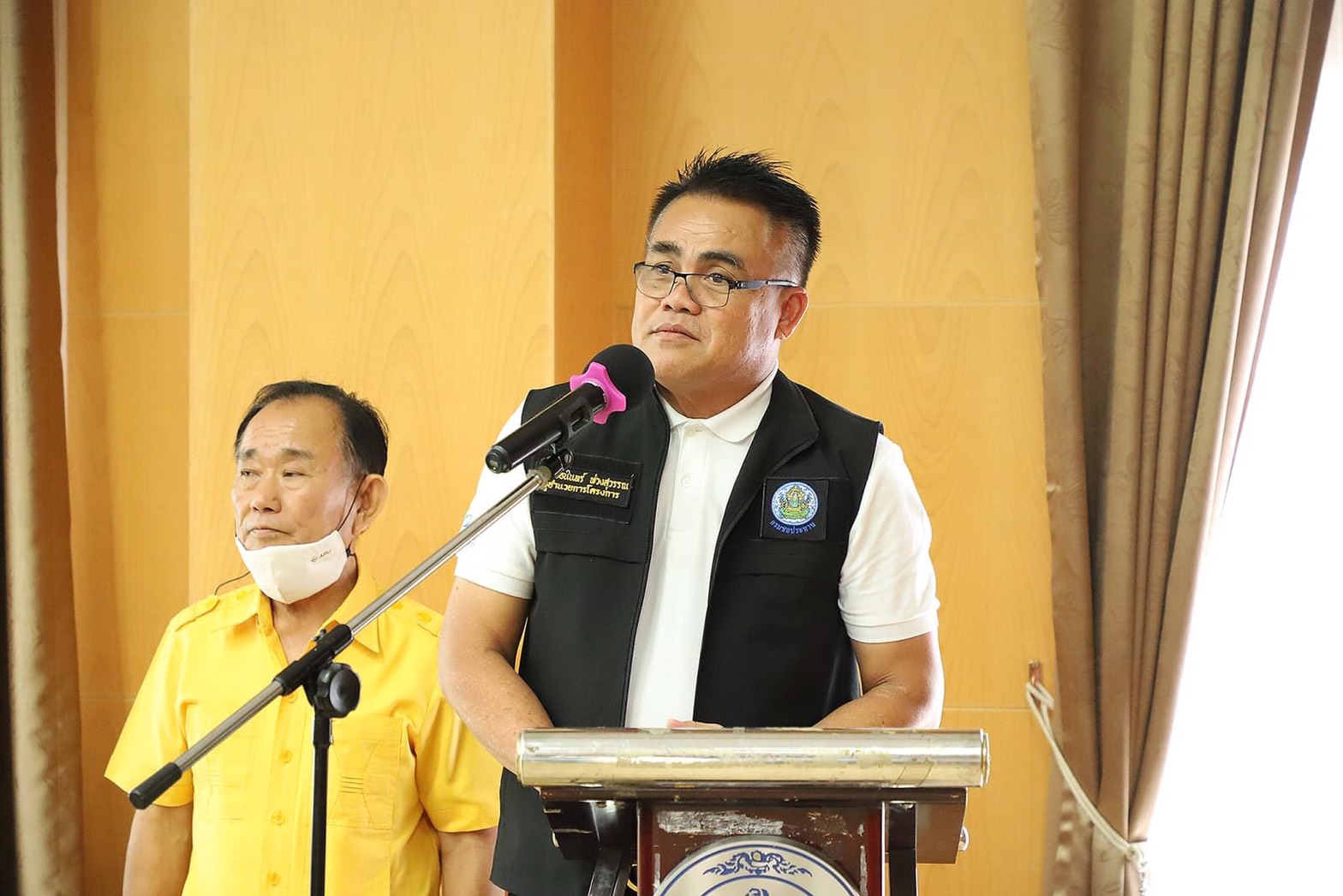 โครงการชลประทานอ่างทอง จัดการประชุมเพื่อรับฟังคำชี้แจงแนวทางการบริหารจัดการน้ำในเขตพื้นที่จังหวัดอ่างทอง