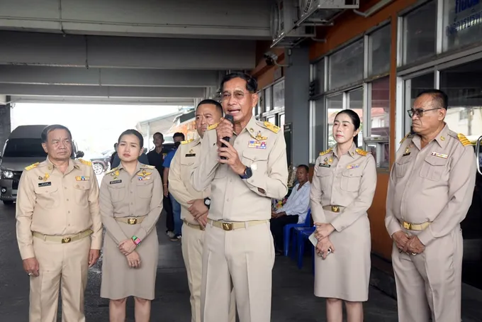 "นายกแจ็ส" แถลงนโยบาย 6 ด้านดูแลคนปทุมธานี