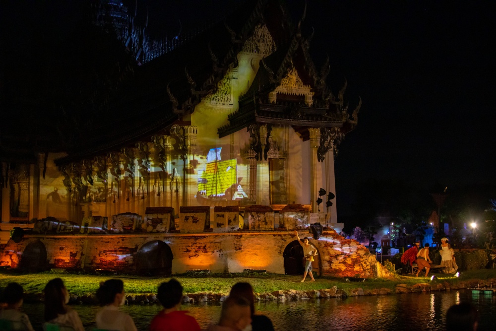 “แผ่นดินของเราเดอะมิวสิคัล” อลังการตระการตามัลติมีเดียเชิดชูความเป็นไทย ในงาน “เมืองโบราณ ไลท์เฟส 2565”