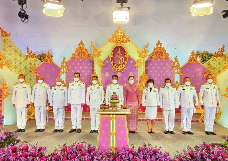 พ่อเมืองแพร่ นำข้าราชการชั้นผู้ใหญ่ร่วมบันทึกเทปถวายพระพร สมเด็จพระนางเจ้าสุทิดา พัชรสุธาพิมลลักษณ  พระบรมราชินี