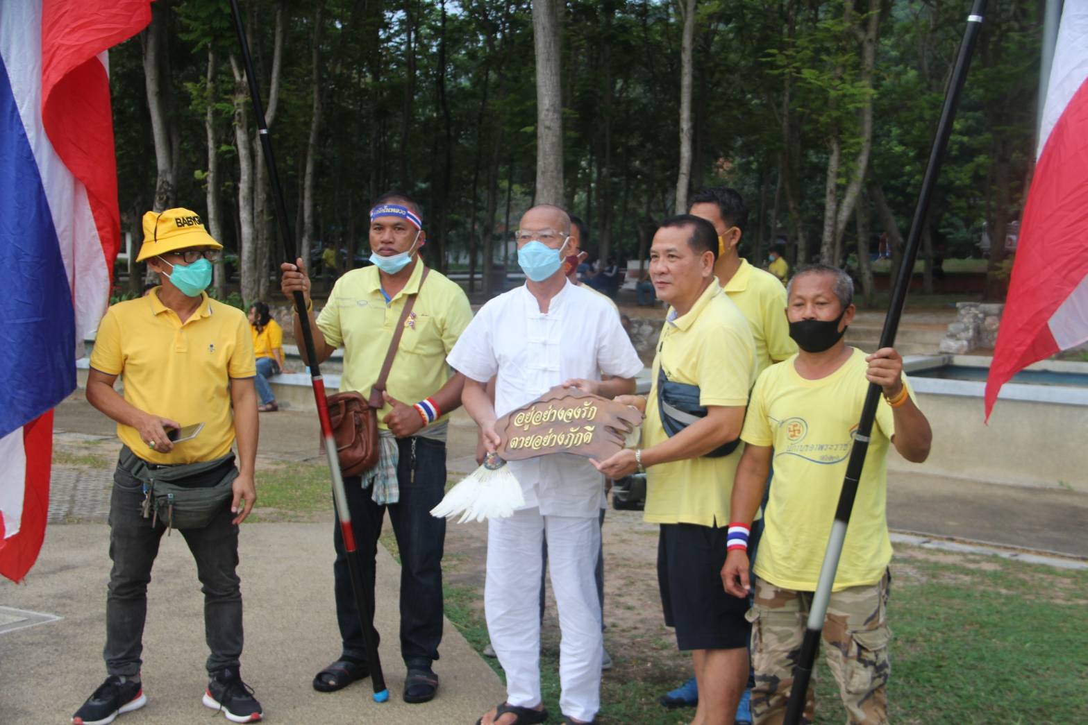กลุ่ม พปปส.ร่วมปกป้องสถาบัน 'พุทธอิสระ' เตรียมบุกบ้านเสื้อแดงภาคเหนือ อีสาน เชิญมาเป็นแนวร่วม  
