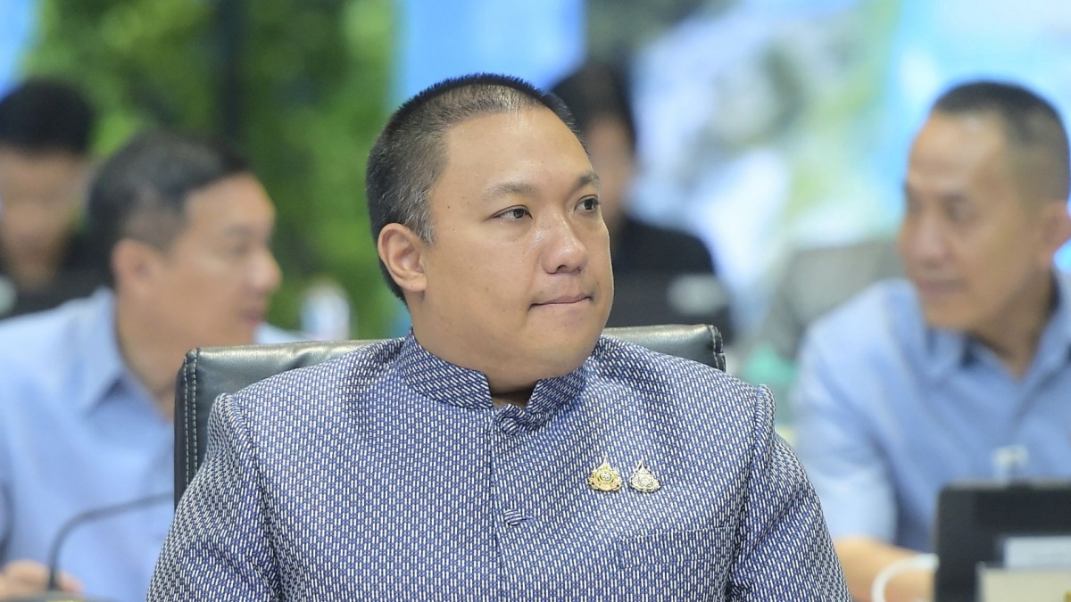 “พลพีร์” ลุยปราบนอมินีทุนเทา เปิดปม 14,000 บริษัทน่าสงสัย เร่งตรวจเส้นเงิน ผับดังสะพานควายส่อผิดมากกว่าความสะอาด