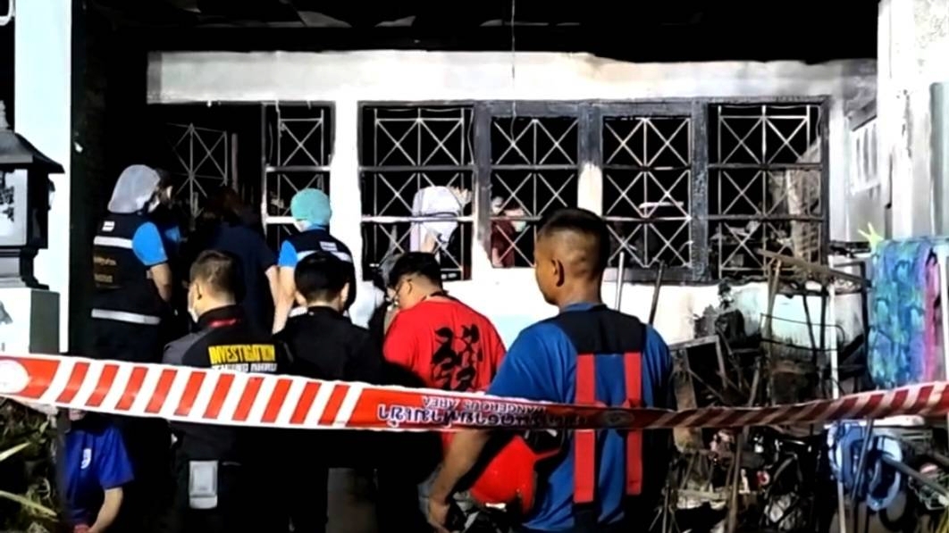 ไฟไหม้บ้านอาจารย์มหาลัยชื่อดัง ภรรยาวัย 69 ปี ดับสลด