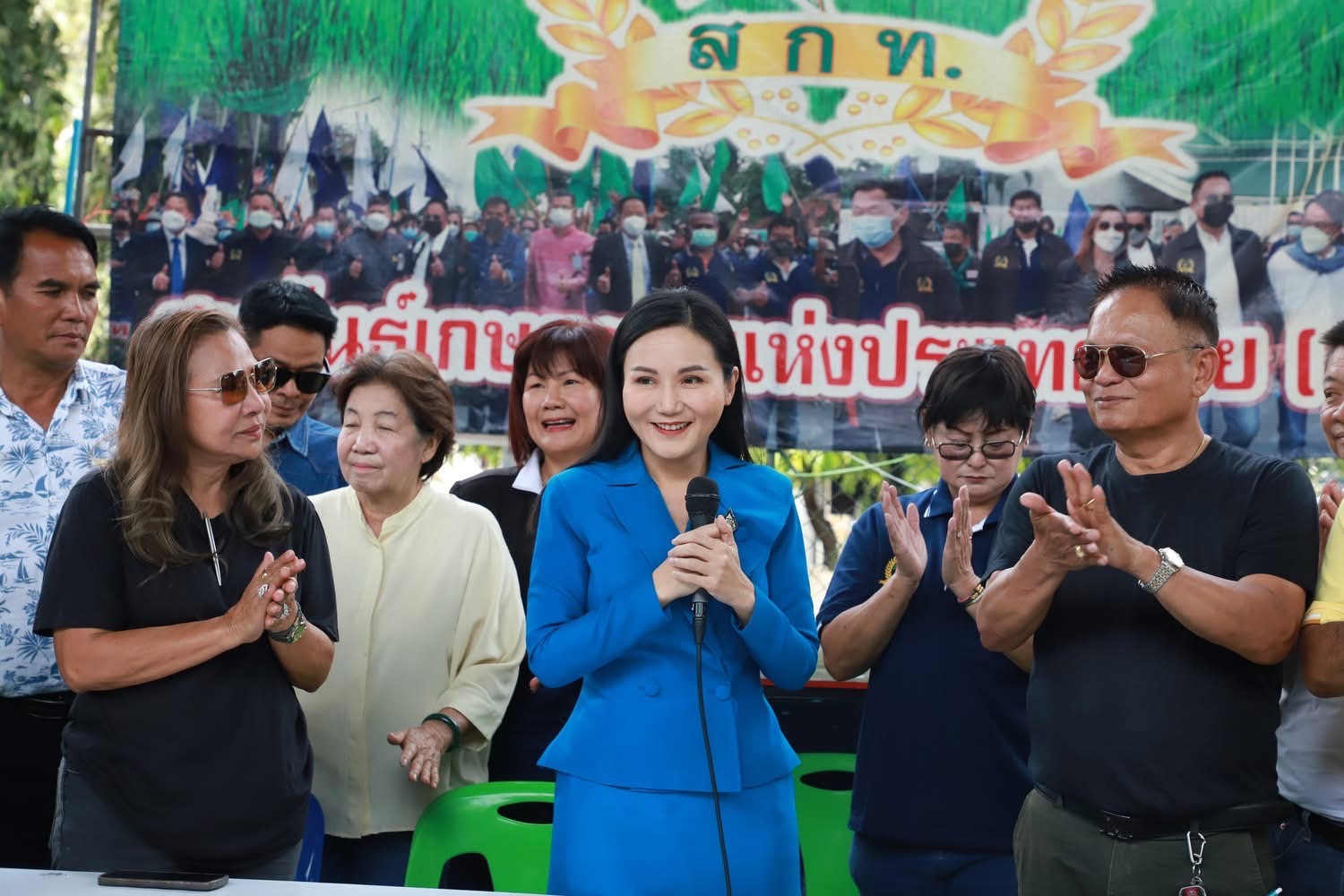 “นฤมล”เจรจา“สหพันธ์เกษตรฯ”ยัน ครม.อนุมัติโครงการแก้ปัญหาหนี้สินให้เกษตรกรฯไปแล้ว 