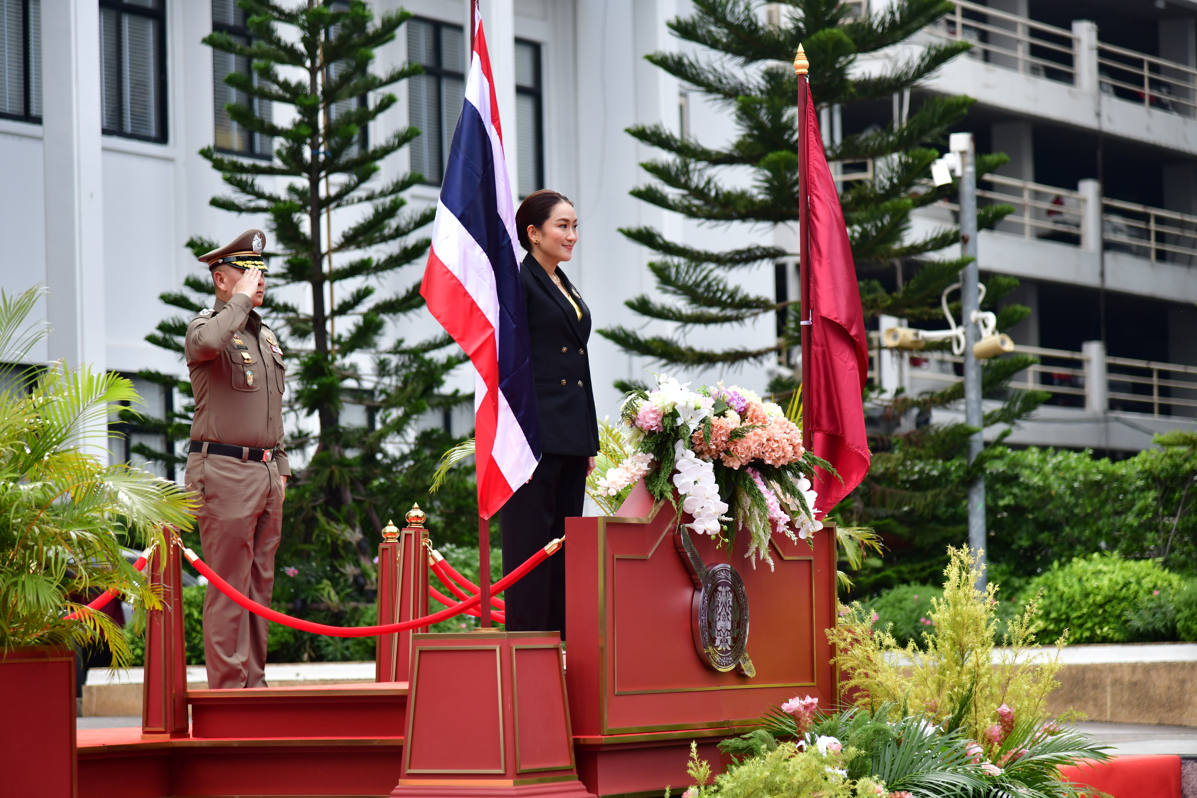 "แพทอง​ธาร​" นั่งหัวโต๊ะ​ ก.ตร. ครั้งแรก​ เคาะชื่อ​ "ผบ.ตร." เจ้าตัว​ลั่นภูมิใจเป็นลูกหลานตำรวจ​