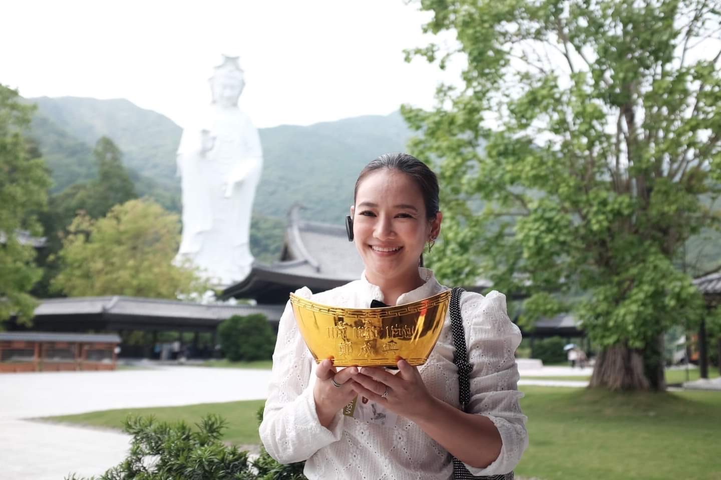เปิดเส้นทางชีวิต !! 'พิพิม-พิมพ์พิศา' จากนางเอกละครดังยุค 90 สู่เส้นทางนักพยากรณ์ที่สร้างพลังบวกให้กับผู้คน 