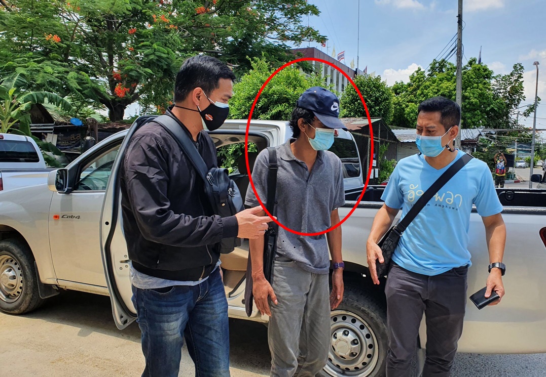 สืบ4ร่วมกับสืบสน.บางชัน  รวบหนุ่มทำร้ายสาวบนรถเมล์ย่านเสรีไทย  