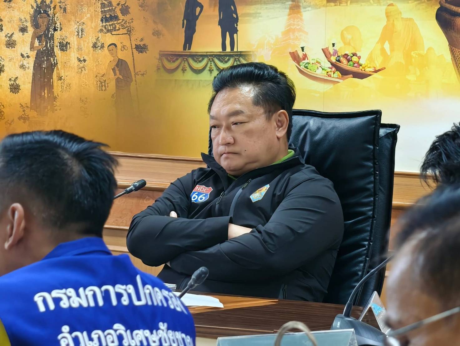 ผู้ว่าฯ อ่างทอง สั่งทุกหน่วยงาน รับมือ-ช่วยเหลือผู้ประสบอุทกภัยอย่างทั่วถึง