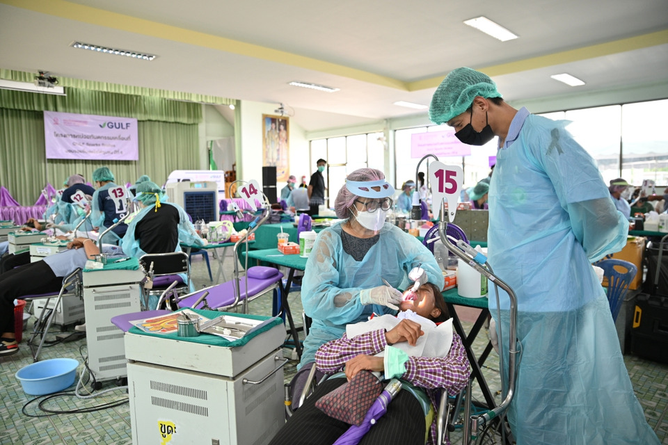 GULF x ทันตะ จุฬาฯ ปักหมุดหน่วยทำฟัน “GULF Sparks Smiles” อยุธยา ตรวจฟันฟรีชุมชน 8–9 ก.ค. 69