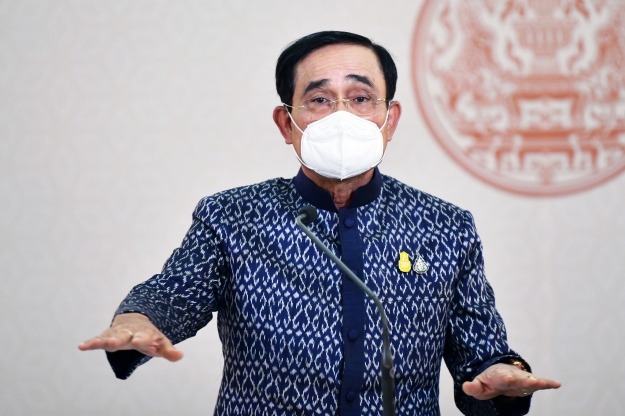 "บิ๊กตู่" ลั่นตราบใดที่ยังอยู่จะทำให้ดีที่สุด บอกหลายอย่างไม่ง่ายต้องยึดกม. ชวนสื่อทำบ้านเมืองสงบเรียบร้อย
