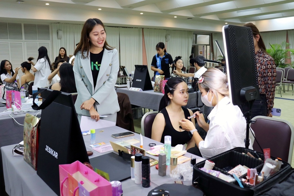 คณะการท่องเที่ยว DPU จัดประกวด 'HT MAKEUP GRAND COMPETITION 2025' ปี 2 เสริมทักษะแต่งหน้าให้นักศึกษา