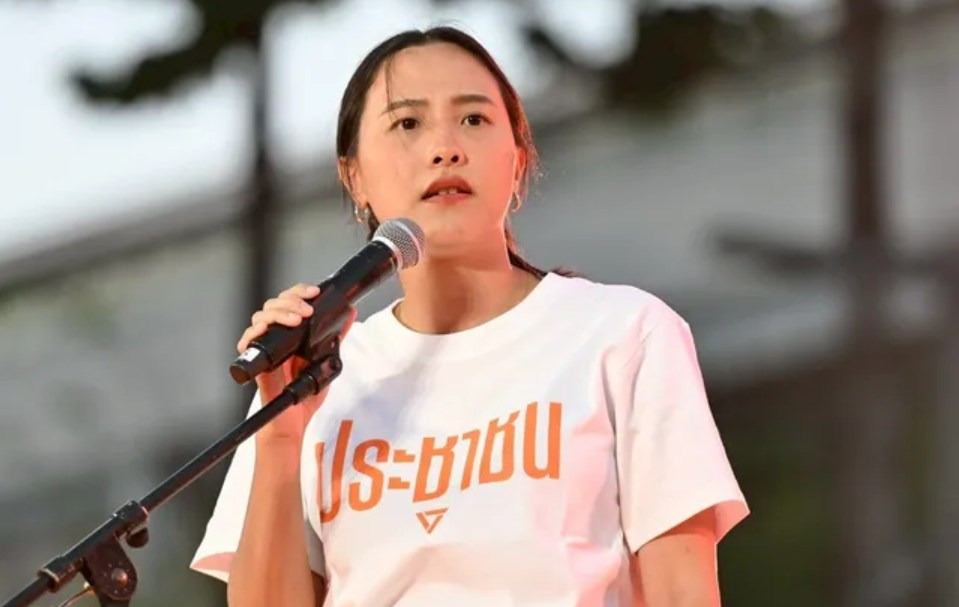 แฉยับการเมืองสีน้ำเงิน "ไอซ์ รักชนก" ร่ายยาว 13 ปมร้อน! ตั้งคำถามแรง "ประเทศเรายังสบายดีอยู่ไหม?"