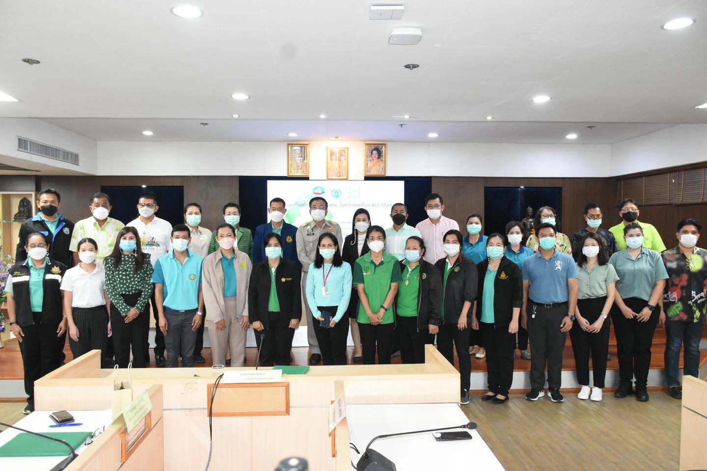 ทสจ.สมุทรสาคร ติวเข้มเครือข่าย อสม. ร่วมดูแลสิ่งแวดล้อม "โครงการ BCG Model"