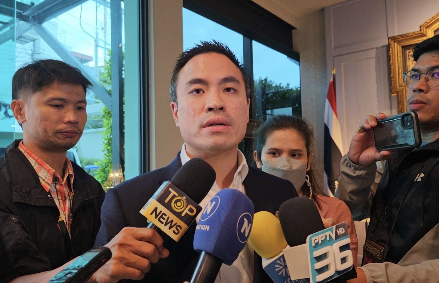"เอกนัฏ" ลั่น "รทสช." พร้อมเป็นรัฐบาล-ฝ่ายค้าน ยันไม่มีฟรีโหวตนายกฯ -งดออกเสียง ไม่ติดใจคุณสมบัติ "เศรษฐา" 
