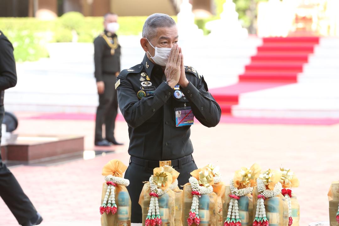 "บิ๊กแดง" บอกเรื่องปฏิวัติแค่ข่าวลือ เตรียมแถลงผลงานก่อนเกษียณ