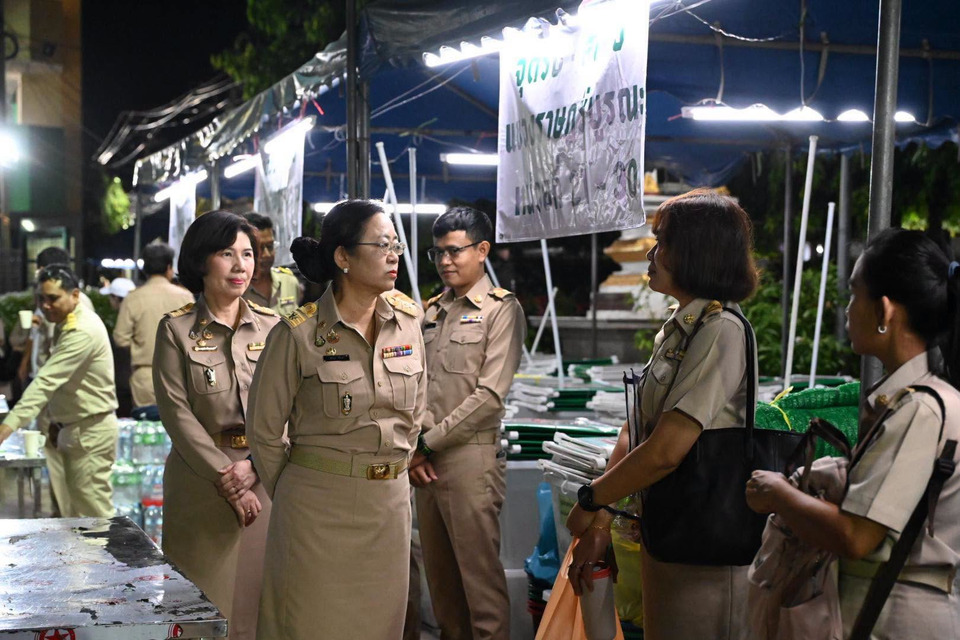 "กทม."  ส่งมอบหีบบัตรเลือกตั้งครบทุกหน่วยเรียบร้อย พร้อมเปิดหน่วยเลือกตั้งทั่วกรุงเทพฯ