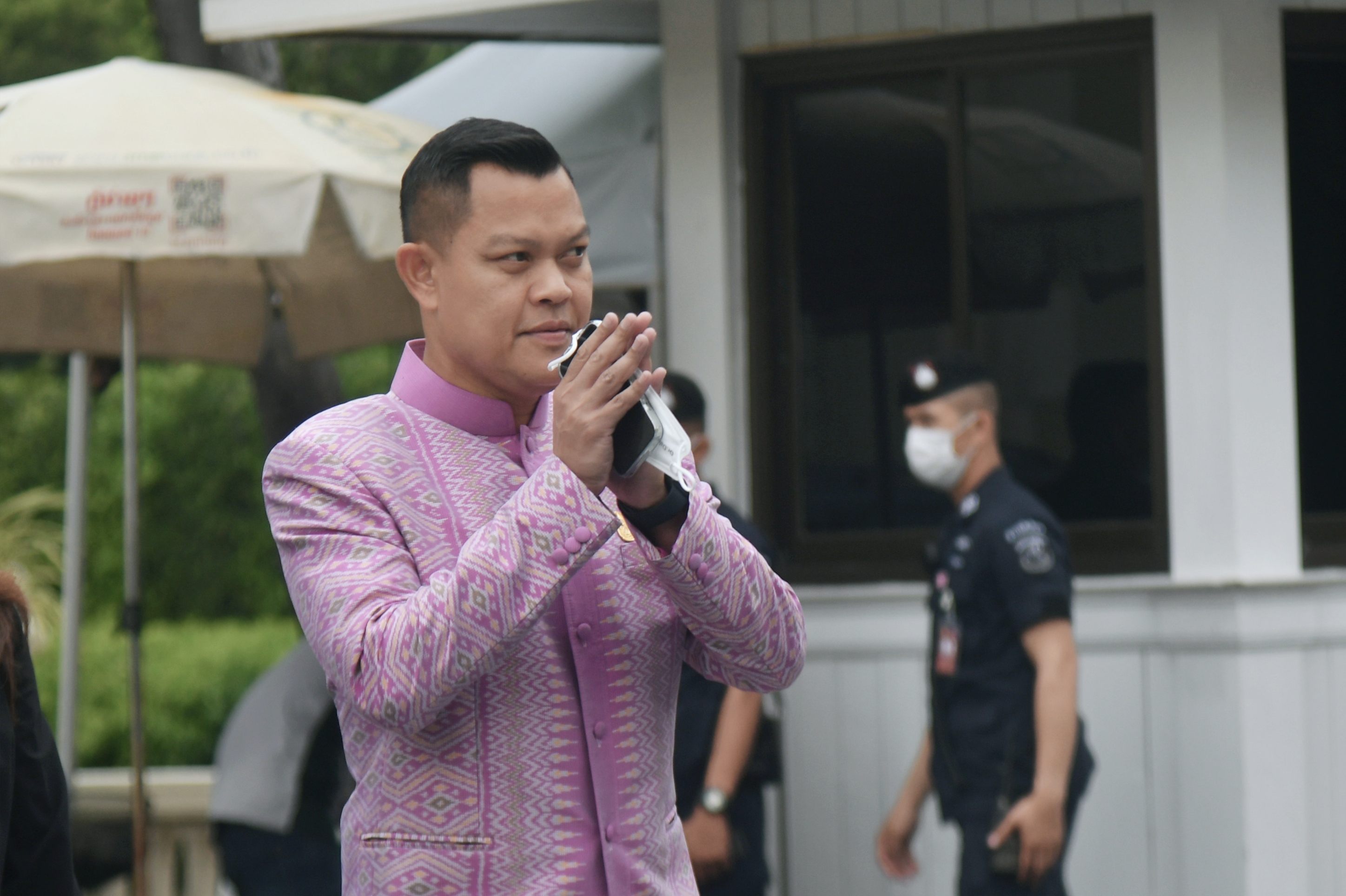 "ธนกร" ชี้โหวตนายกฯรอบแรกไม่ผ่าน ควรเปิดโอกาสให้พรรคอันดับสอง ลั่นไม่มีนิติสงคราม มีแต่ใครทำอะไรไว้ก็รับกรรมไป