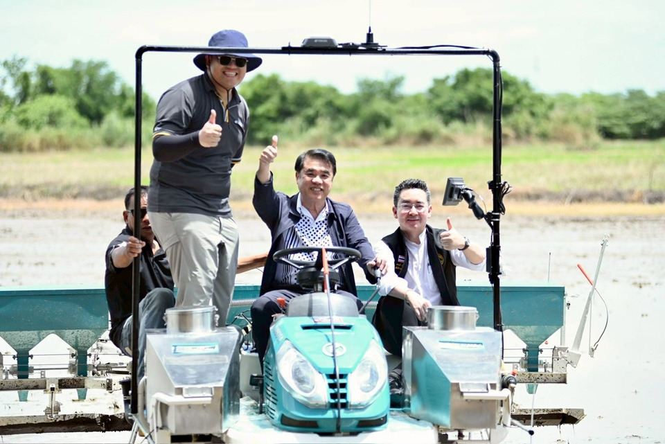 “สุริยะ” ดันข้าวคาร์บอนต่ำ หนุนไทยผู้นำข้าวโลก ลดต้นทุน–เพิ่มรายได้เกษตรกร