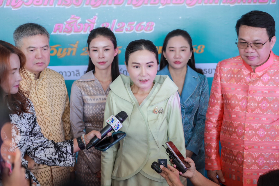 “รมว.นฤมล” น้อมนำพระราชดำรัส ร.10 เน้นวิชาประวัติศาสตร์ให้เด็กได้คิดวิเคราะห์ เซ็น MOU "การเคหะ" 29 ต.ค.ซ่อมสร้างบ้านพักครู 