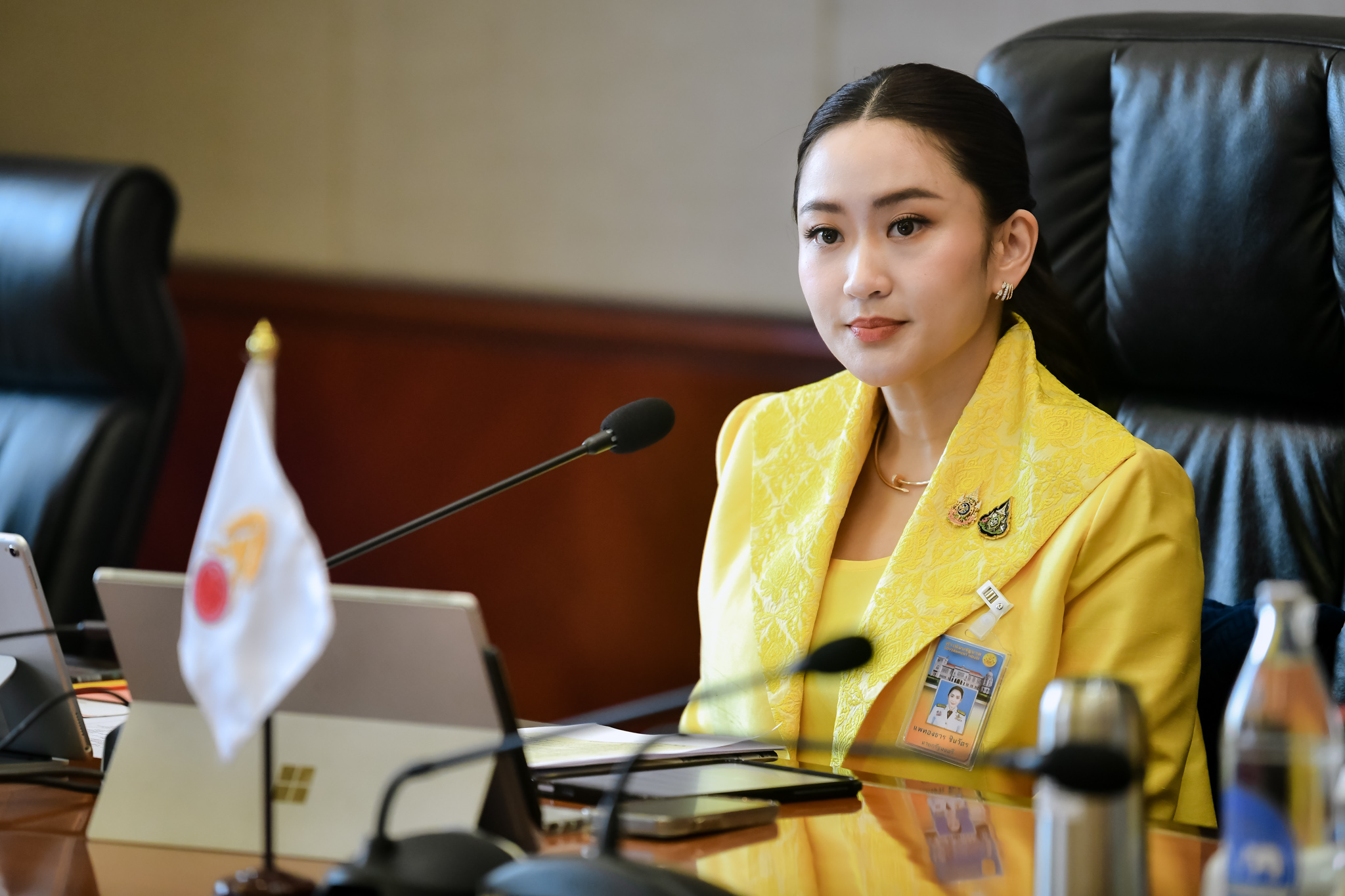 “นายกฯอิ๊งค์”จ้อสื่อนอก ประกาศพาประเทศไทยกลับมามีอนาคต ลั่นรัฐบาลจะอยู่ครบวาระ