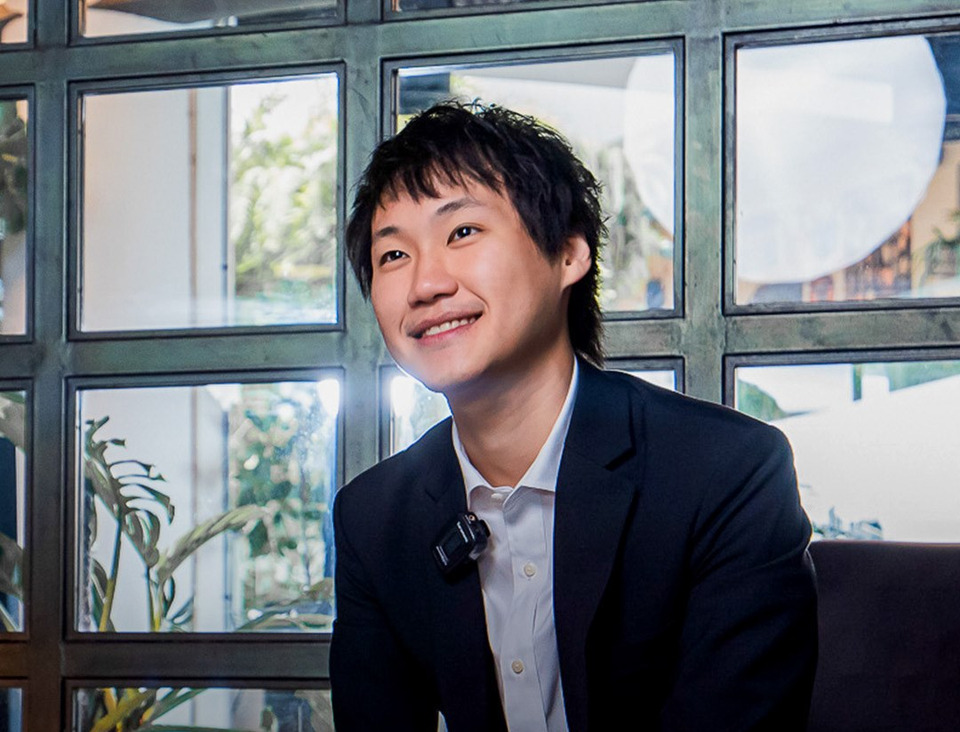 "ท๊อป จิรายุส" ชี้ไทยติดกับดักเศรษฐกิจนาน หนี้ครัวเรือนพุ่ง วอนเร่งแก้เชิงโครงสร้าง