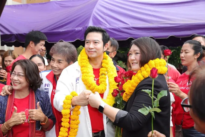 'สมศักดิ์-สรวงศ์'นำทีมพรรคเพื่อไทยส่ง 'จเด็ศ'สมัครส.ส.พิษณุโลกเขต 1 ท้าชนพรรคประชาชน 