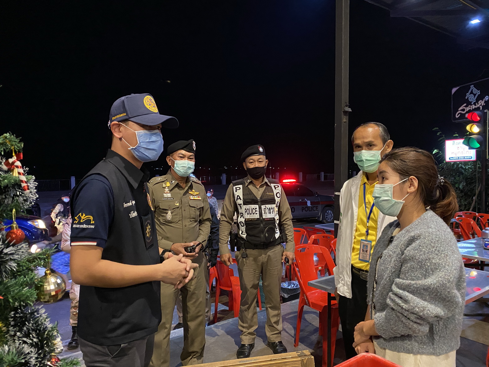 จังหวัดหนองคาย เข้มออกให้คำแนะนำร้านหมูกระทะริมโขงป้องกันโควิด