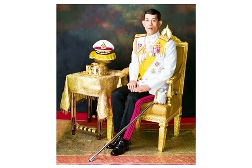 ฑีฆายุโก โหตุมหาราชา วันเฉลิมพระชนมพรรษา สมเด็จพระเจ้าอยู่หัวรัชกาลที่10 ขอถวายพระพรทรงพระเจริญยิ่งยืนนาน