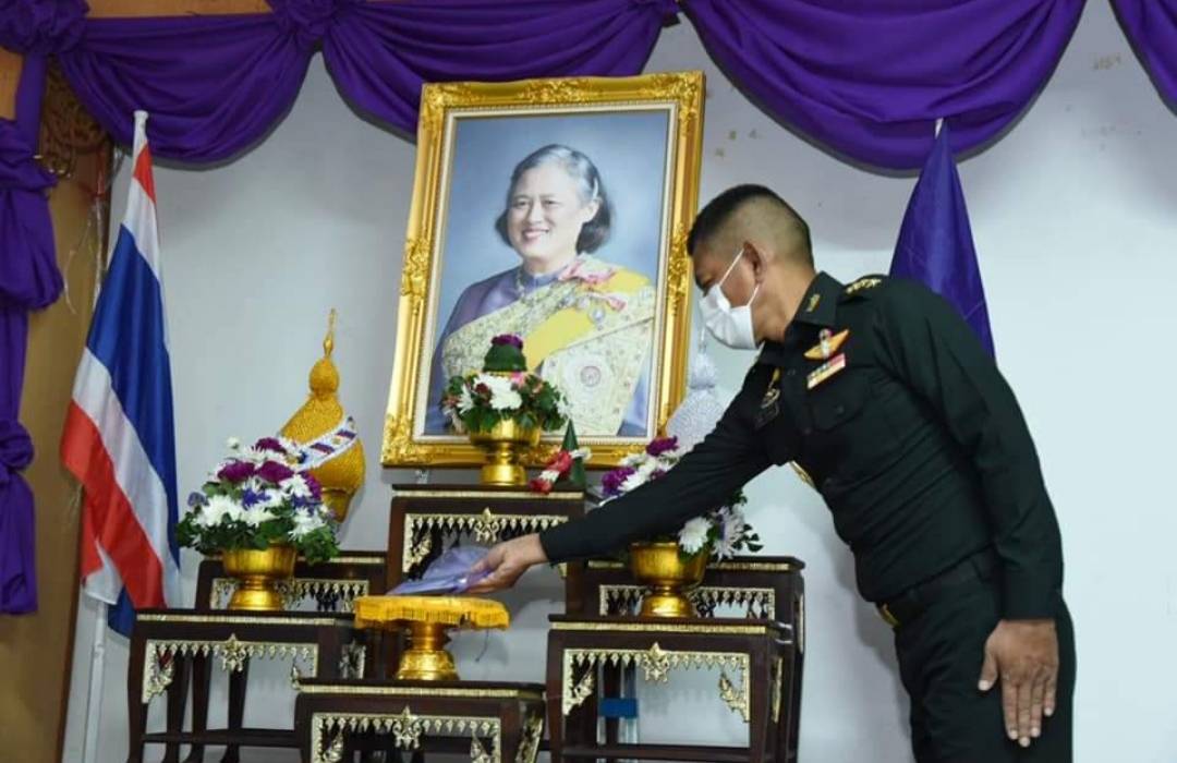 กอ.รมน.ฉะเชิงเทรา มอบเมล็ดพันธุ์ผักพระราชทานจากกรมสมเด็จพระเทพรัตนราชสุดา ฯ สยามบรมราชกุมารีแก่ชาวบ้าน