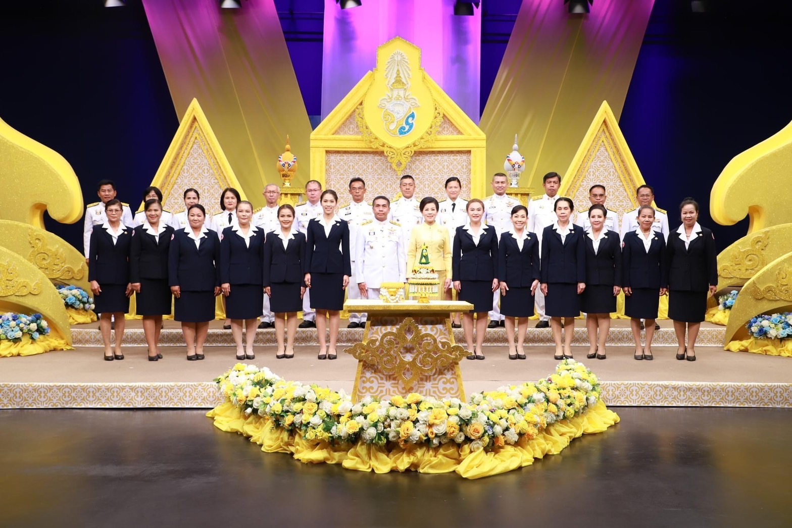 ผู้ว่าฯชัยภูมิ นำส่วนข้าราชการร่วมบันทึกเทปถวายพระพรพระบาทสมเด็จพระเจ้าอยู่หัว