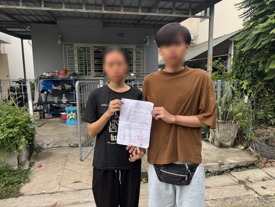 โจรแสบย่องขโมยรถไรเดอร์ถึงในบ้าน ปทุมธานี เมียร่ำไห้หมดหนทางเลี้ยงลูกวัย 1 ขวบ 