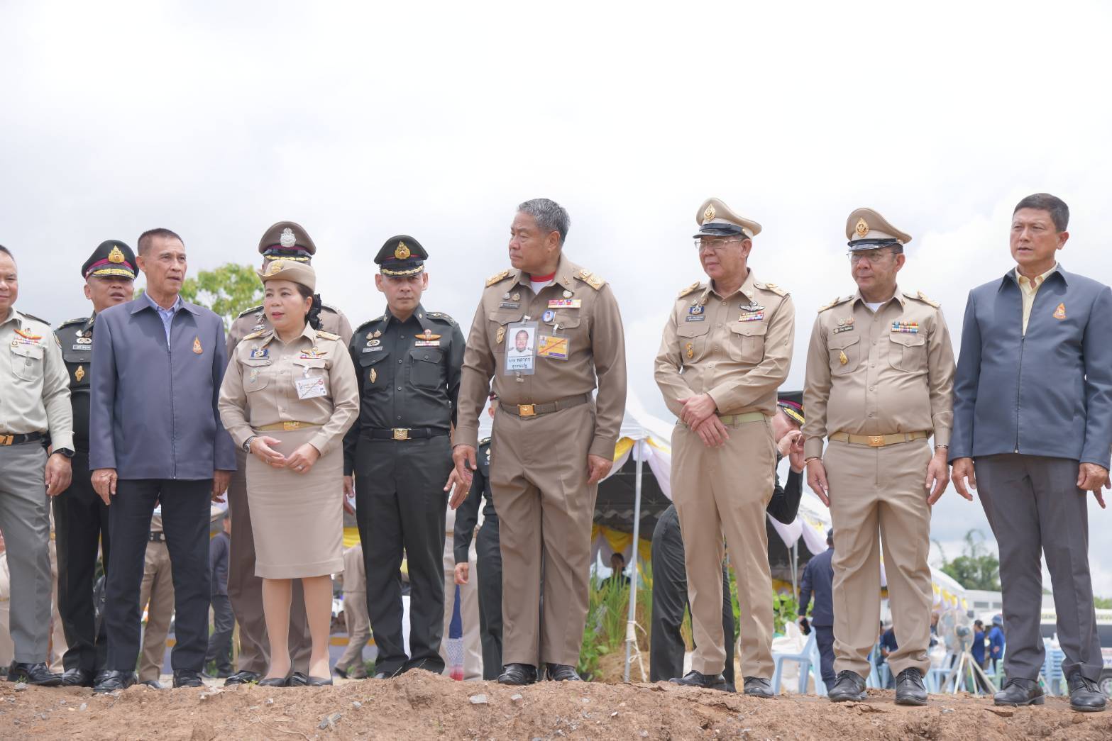 "องคมนตรี" ติดตามผลสัมฤทธิ์โครงการพัฒนาแหล่งน้ำอันเนื่องมาจากพระราชดำริ ในรัชกาลที่ 10 พื้นที่จังหวัดแพร่