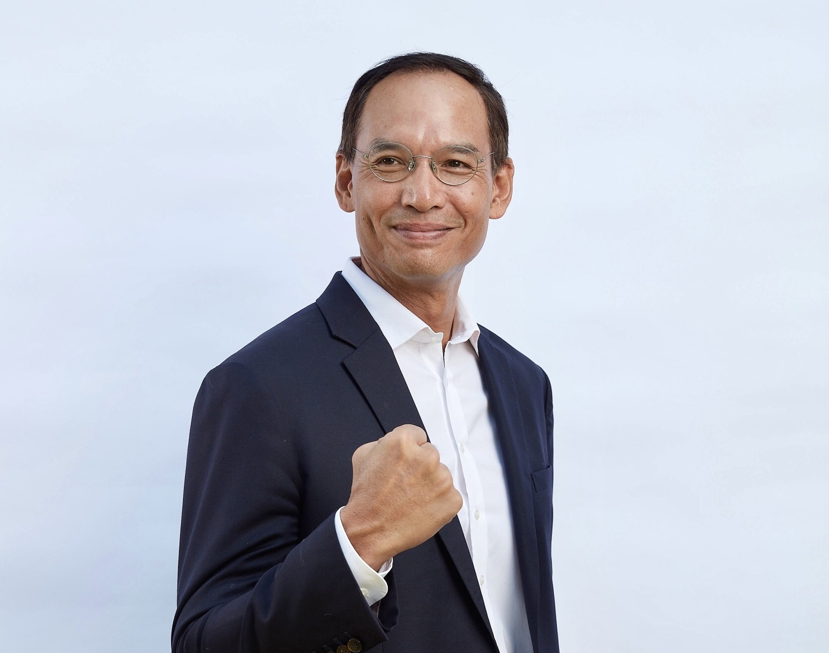 “กรณ์” ผุดโครงการแก้หนี้ รื้อโครงการระบบการเงิน-บูโร ช่วยคนไทย 