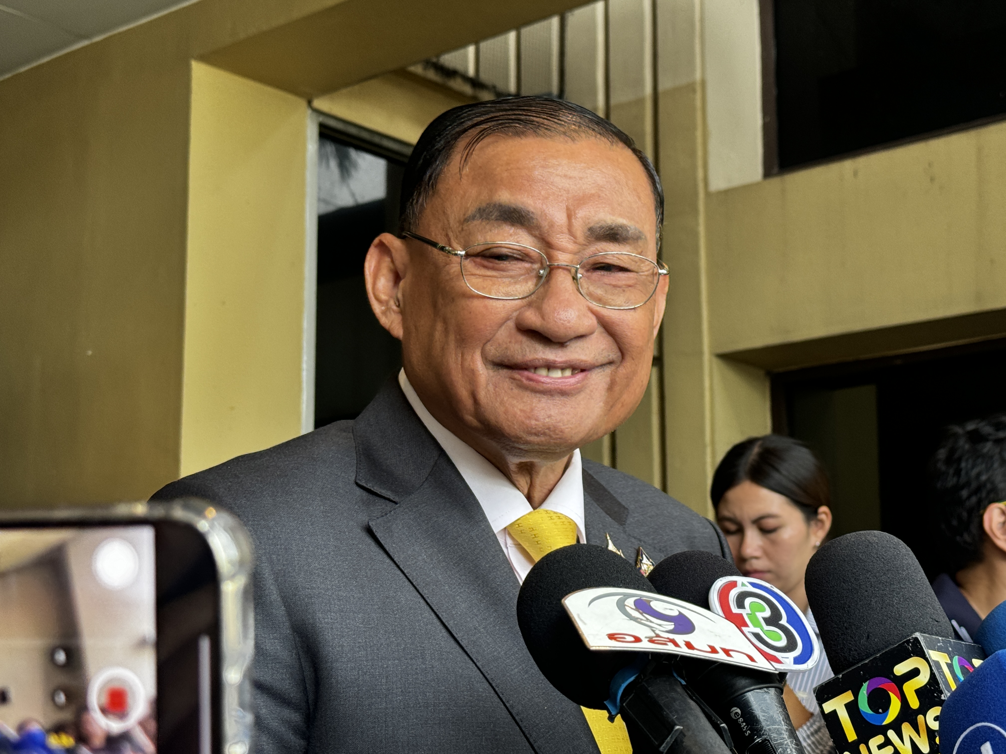 "เสริมศักดิ์"  เตรียมคุย "เลขาฯ โอลิมปิค" หลังชุดพิธีการทีมชาติไทย ถูกติ บอกดูความเป็นไทยก็สวย แต่อาจไม่ใช่สากล