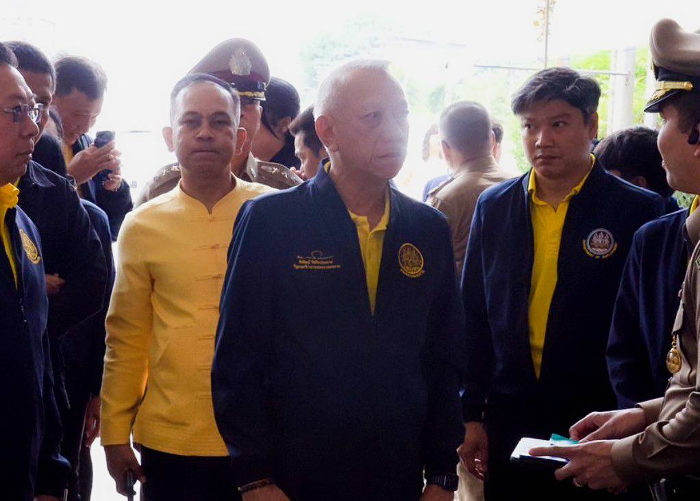 "รมว.แรงงาน" สั่งคุมเข้มบังคับใช้กฎหมาย เร่งสร้างการรับรู้ มุ่งเป้าคุ้มครองแรงงานให้ปลอดภัยหลังอุโมงค์รถไฟความเร็วสูงถล่ม