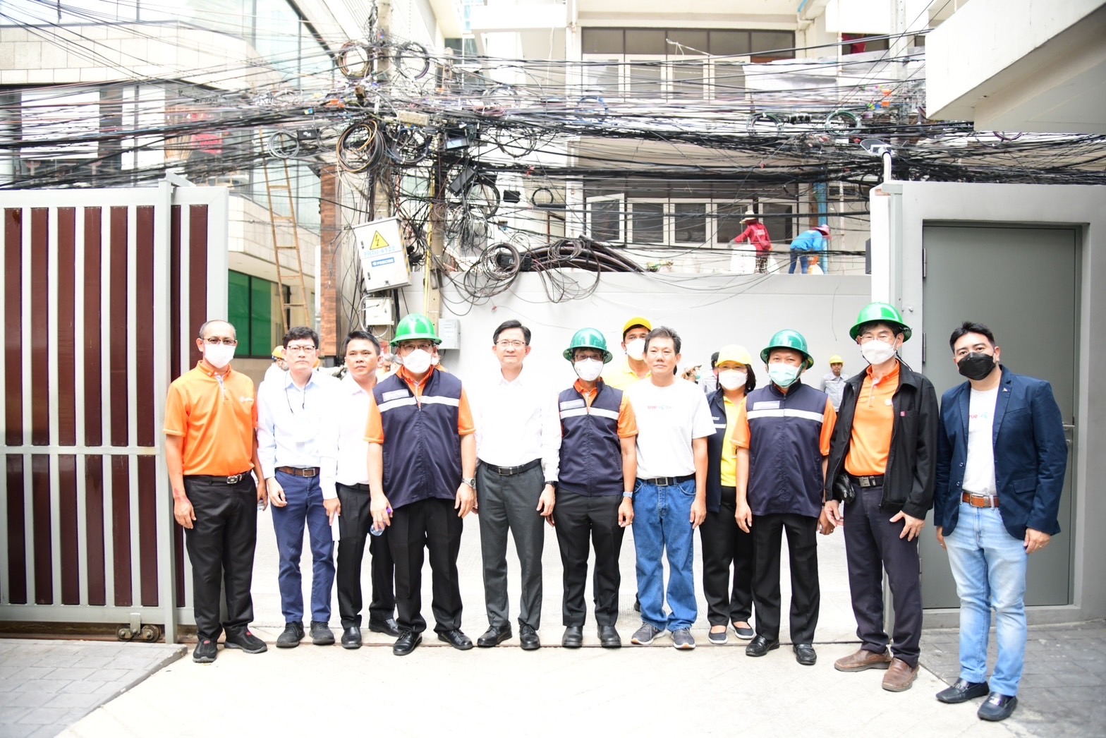 MEA จับมือภาคี ร่วมจัดระเบียบสายสื่อสาร ซอยสุขุมวิท 13