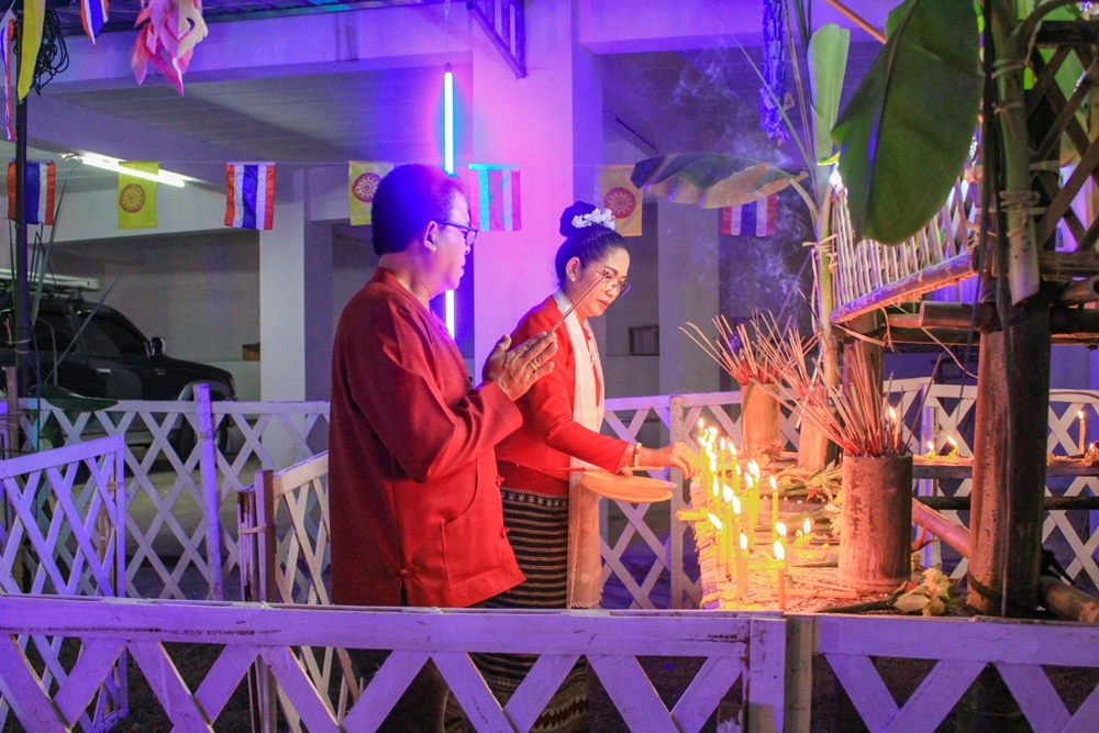 อบต.หมอกจำแป่ จัดงานประเพณี "ดับไฟเทียน-ปอยหมั่งกะป่า" ส่งเสริมการท่องเที่ยวเชิงวัฒนธรรม