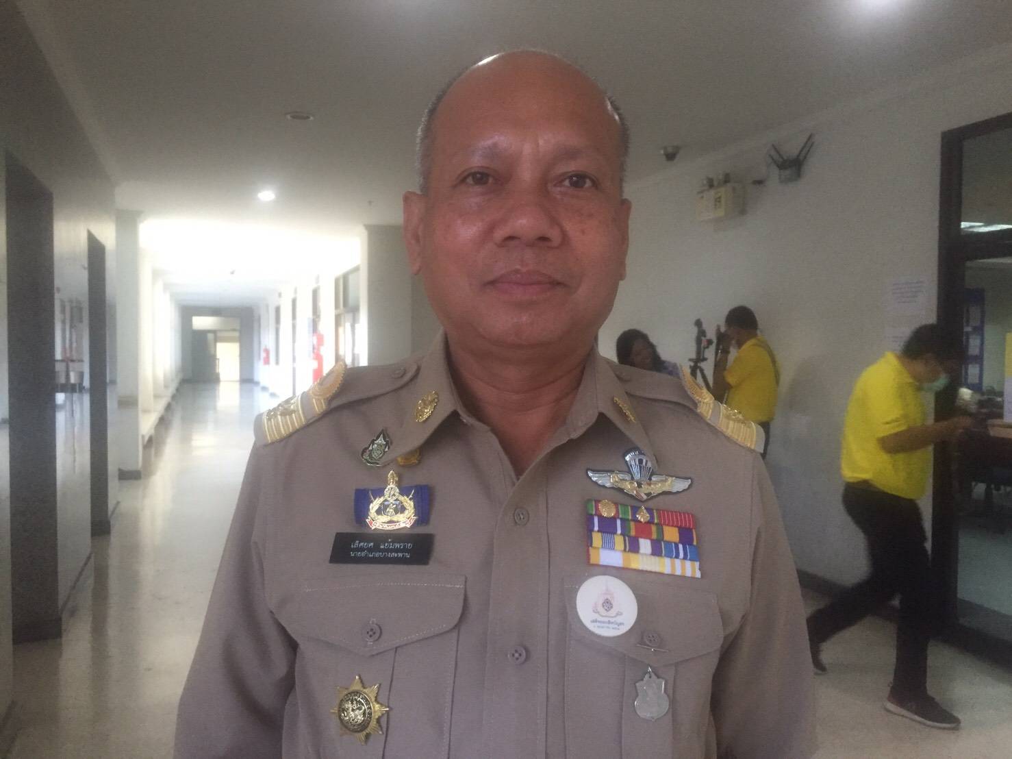 จ่อฟันประธานสภาเทศบาลบ้านกรูด มีชื่อกักตัว 14 วัน  เอี่ยวคลัสเตอร์งานแต่งเย้ย พรก.ฉุกเฉิน