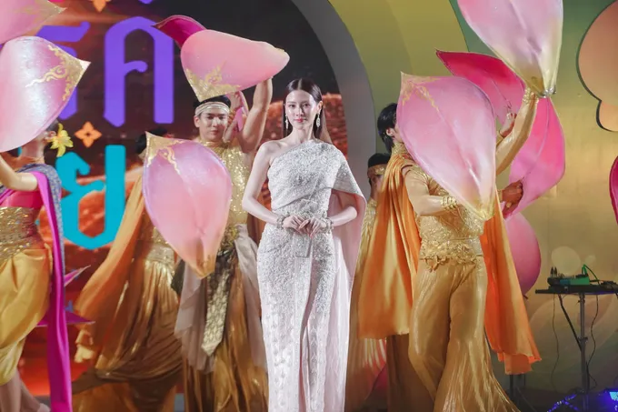 กระทรวงวัฒนธรรมชวนสัมผัส “สี • สรรค์ • ไทย” 5 โซนวัฒนธรรมครบทุกมิติ ชูทุนวัฒนธรรมไทยต่อยอดเศรษฐกิจสร้างสรรค์