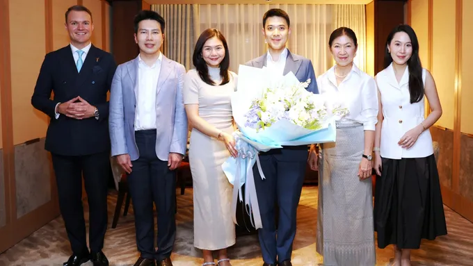 รางวัลลูกที่มีความกตัญญูกตเวทีอย่างสูงต่อแม่