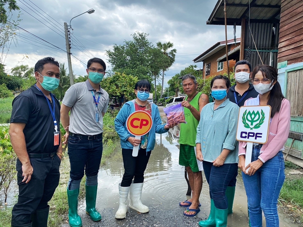 ช่วยเหลือต่อเนื่อง..ชาวระยอง-มีนบุรี คลายกังวล "CPF ส่งอาหารจากใจ สู้ภัยน้ำท่วม" 