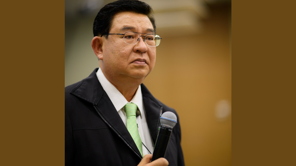 "เจิมศักดิ์"ตั้งฉายา "รัฐบาลฝึกงาน" สับเละ 10 เดือนทำประเทศเสียเวลา