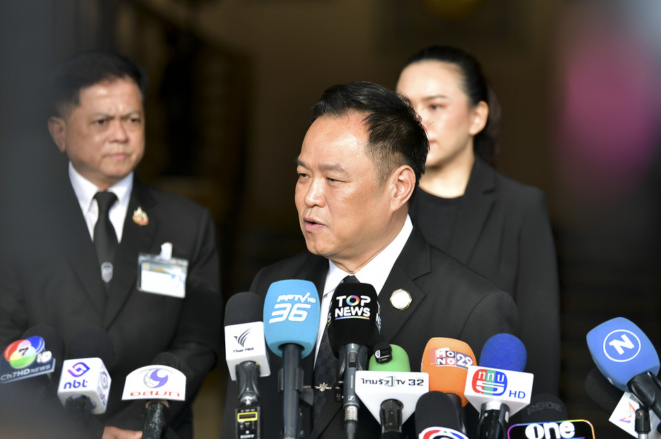"นายกฯ" ยัน "กองทัพ" พร้อมรับมือ ชายแดนไทย - กัมพูชา ลั่น “แม้หวังตั้งสงบ จงเตรียมรบให้พร้อมสรรพ” ยันศูนย์อพยพ - เงินเยียวยา เตรียมหมดแล้ว 