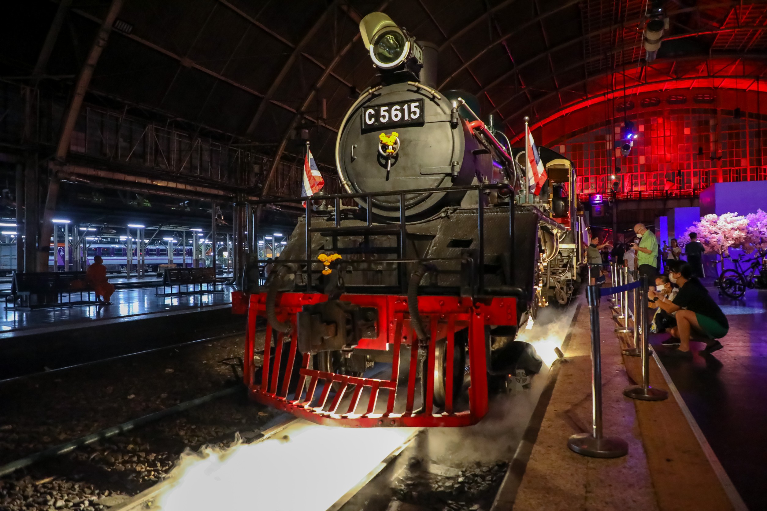 รถไฟฯชวนร่วมงาน “Unfolding Bangkok” ย้อนรอยรำลึก เรียนรู้ประวัติศาสตร์ กว่าจะมาเป็น “สถานีหัวลำโพง”