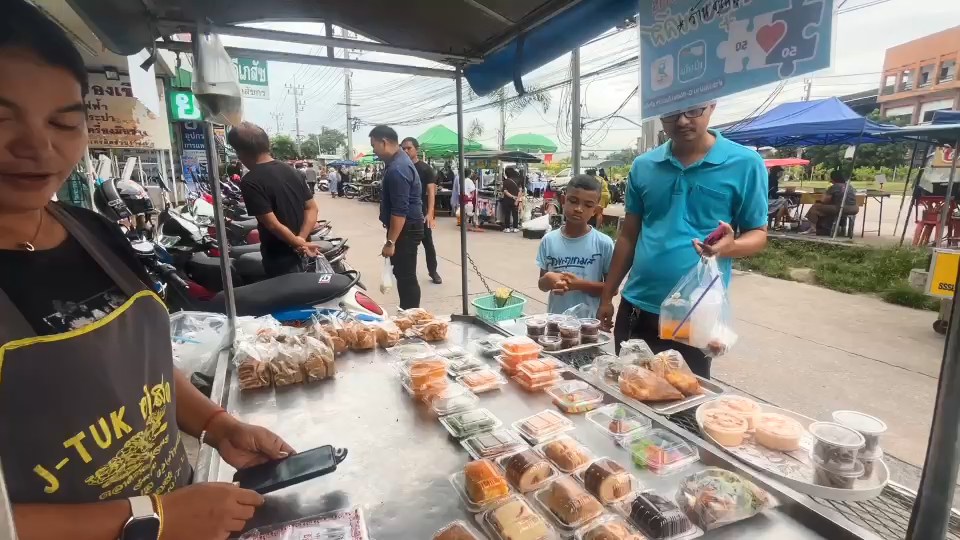 คึกคักวันแรก! คนละครึ่งพลัสสงขลา แม่ค้ายิ้มลูกค้าใช้สิทธิ์แน่น พบปัญหาสแกนจ่ายเล็กน้อยแต่ไร้สะดุด 